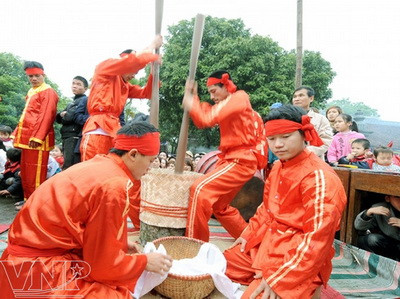 Độc đáo hội thi thử thách tài nội trợ cánh mày râu ảnh 7