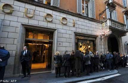 Khám phá thị trấn sản xuất túi xách cao cấp ở Italy ảnh 1