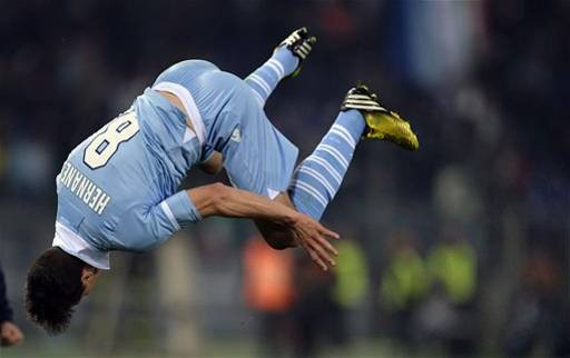 AS Roma ngậm ngùi chia điểm trước kình địch Lazio ảnh 1