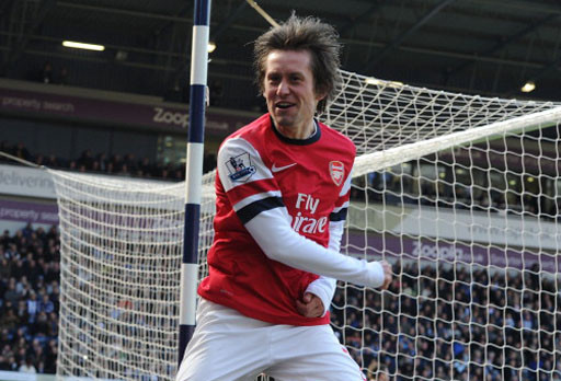 HLV Wenger "nổ tưng bừng" sau khi Arsenal lên tốp 4 ảnh 1