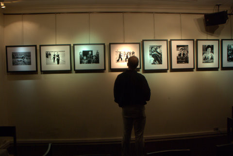 Ảnh của Burchett về phụ nữ Việt giới thiệu ở Thái ảnh 2