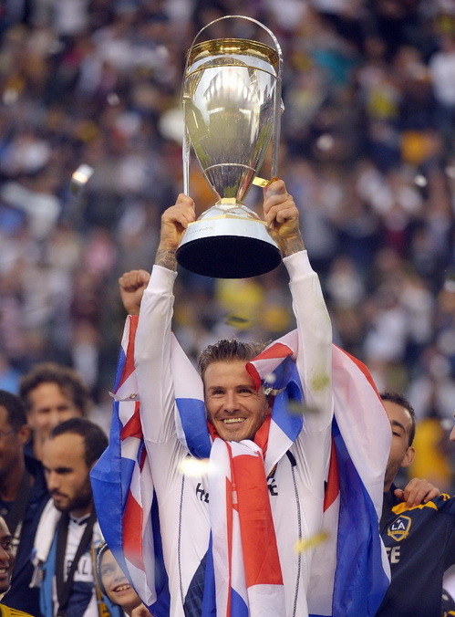 Beckham chia tay nước Mỹ bằng chiếc cúp vô địch ảnh 1