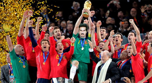 Dân mạng "chế" hình ảnh móc mắt của Mourinho ảnh 3