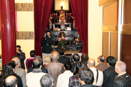 Kỷ niệm ngày sinh Chủ tịch Hồ Chí Minh tại Pháp ảnh 1