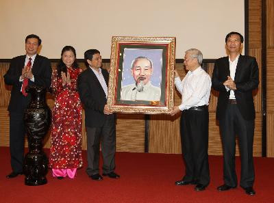 Quảng Ninh cần ưu tiên phát triển "xanh," bền vững ảnh 1