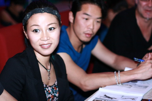 Hậu trường làm tóc của Đẹp Fashion Show 10 ảnh 1