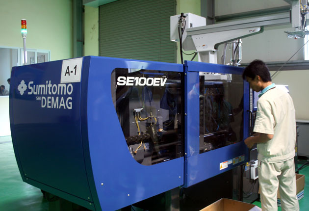 "Đột nhập" nhà máy sản xuất điện thoại của Viettel ảnh 2