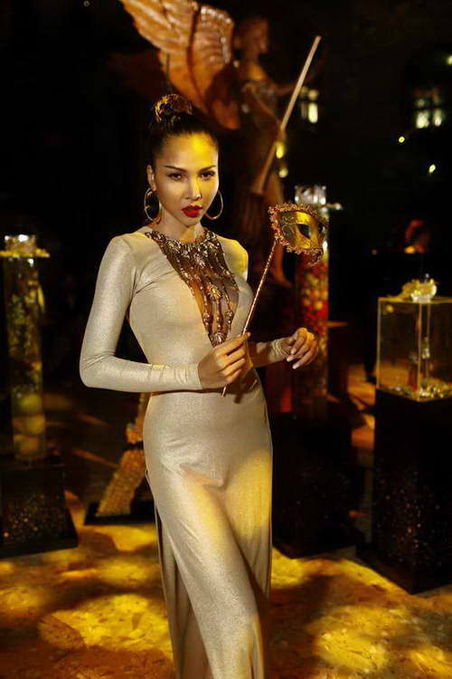 Những nàng thơ lộng lẫy trong “Vũ điệu hương thơm” ảnh 11