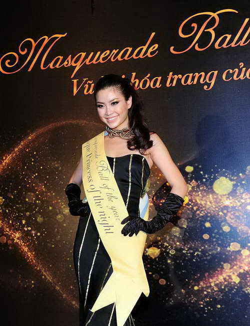 Những nàng thơ lộng lẫy trong “Vũ điệu hương thơm” ảnh 10