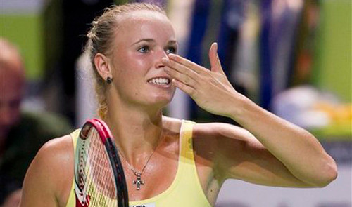 Masha vấp ngã ở trận mở màn WTA Championships ảnh 1