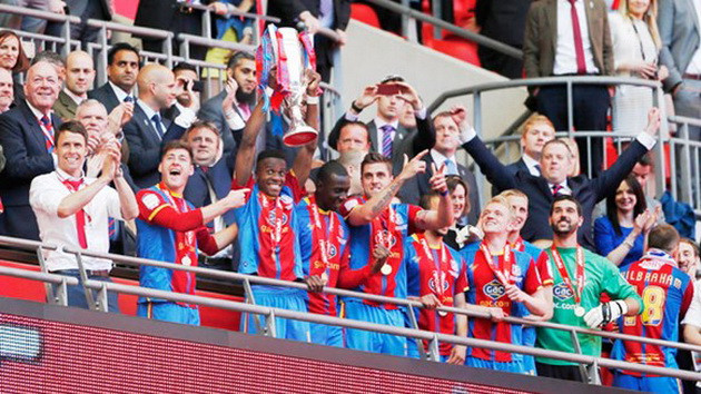 Tân binh M.U giúp Palace trở lại Premier League ảnh 1