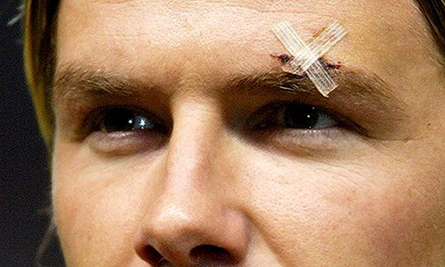 Sir Alex nói xấu Becks, Keane trong cuốn tự truyện ảnh 1