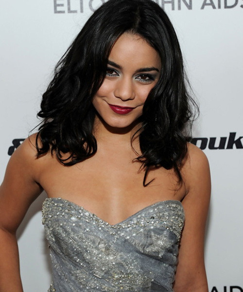 Màu mắt metallic - Chút biến tấu lạ lẫm mùa lễ hội ảnh 2