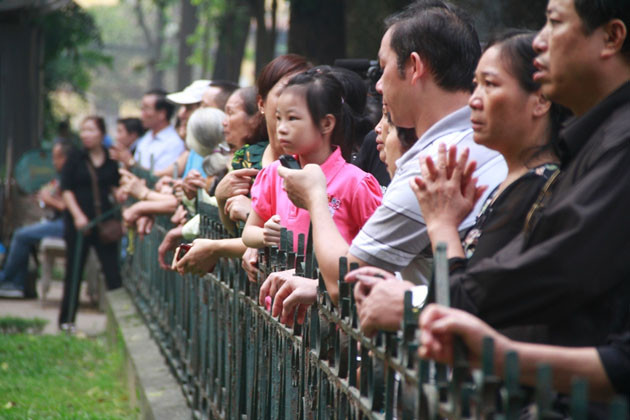 Toàn cảnh trước giờ viếng Đại tướng Võ Nguyên Giáp ảnh 5