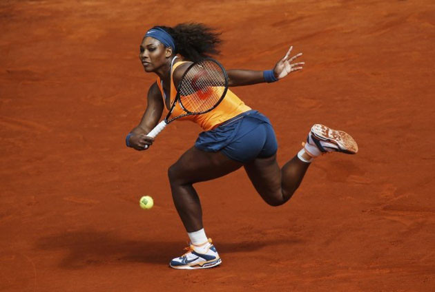 Sharapova thẳng tiến bán kết, Serena suýt ôm hận ảnh 2