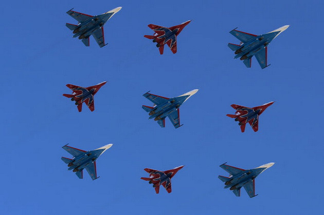 Nga trình làng dàn "máy bay khủng" trong duyệt binh ảnh 16