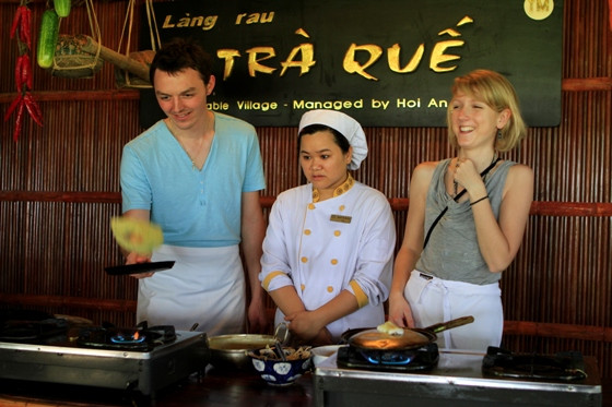 Tham gia tour team-building: Khám phá bản thân ảnh 3