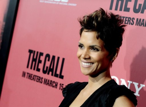 “Miêu nữ” Halle Berry lại sắp sửa làm mẹ ở tuổi 46 ảnh 1