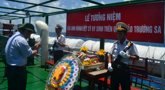 Các cột mốc chủ quyền VN nhuộm mồ hôi và máu ảnh 1