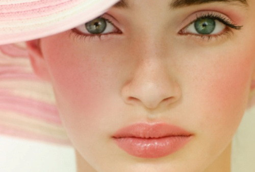 "Tút" lại sắc đẹp của bạn chỉ trong vòng 60 giây ảnh 2