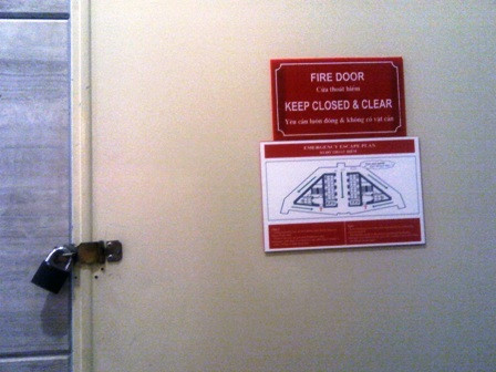 Dân cư bức xúc vì Keangnam "khóa" hết lối về nhà ảnh 2