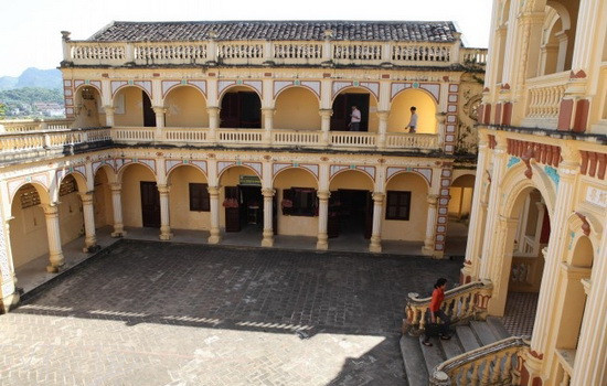 Tới dinh vua Mèo Hoàng A Tưởng tại xứ Bắc Hà ảnh 2