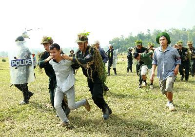 Hình ảnh buổi diễn tập chống khủng bố ở Điện Biên ảnh 5 Hình ảnh buổi diễn tập chống khủng bố ở Điện Biên ảnh 5