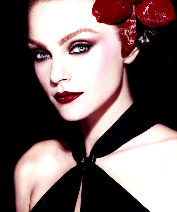 Màu son môi đẹp nào làm mới bạn cho mùa thu? ảnh 7