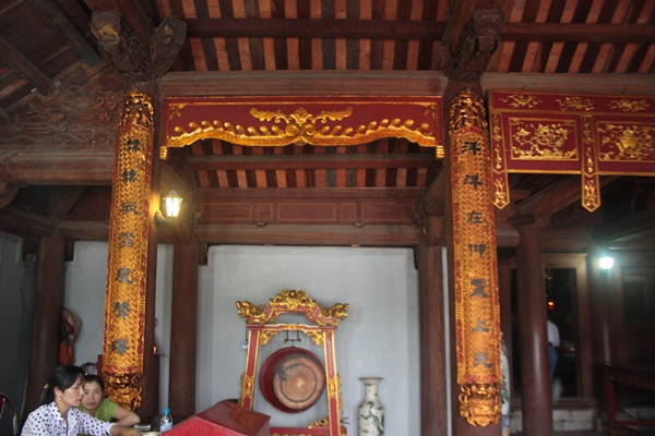 Lại thêm một nghi vấn sai chữ tại Đền Mẫu Âu Cơ ảnh 2