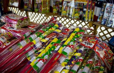 Australia: Một người bỏng mông vì nghịch pháo hoa ảnh 1