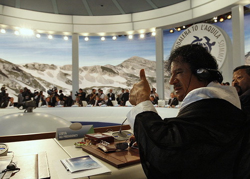 Khoảnh khắc đáng nhớ của ông Gaddafi qua ảnh ảnh 4