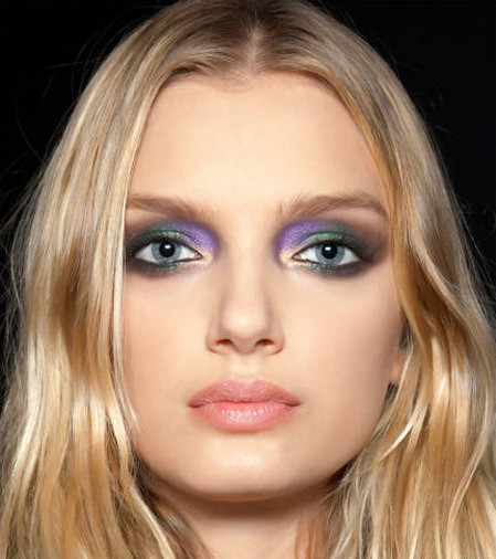 Ngắm chín xu hướng trang điểm ấn tượng nhất 2012 ảnh 9