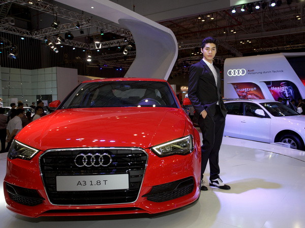 Mẫu Audi A3 sedan mới có giá khởi điểm 1,4 tỷ đồng ảnh 1