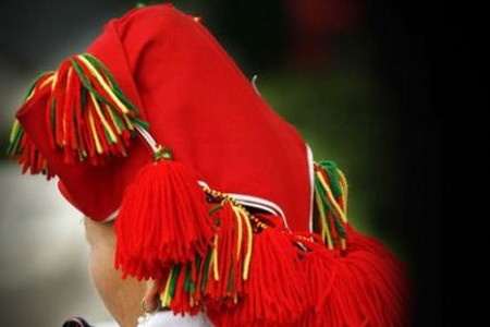 Độc đáo trang phục truyền thống của người Dao Đỏ ảnh 3