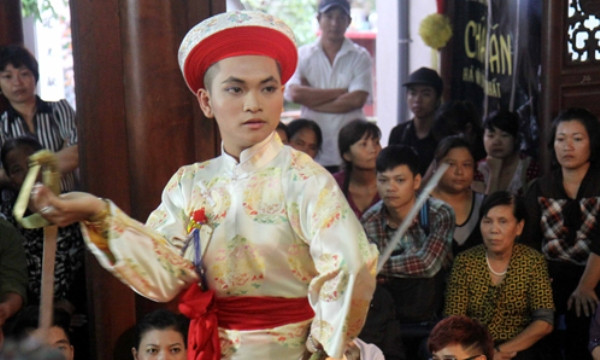 Nghi lễ chầu văn: Muốn gìn giữ giá trị, phải quản lý ảnh 1