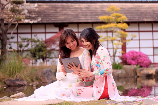 “Áo dài thế kỷ 21” đoạt giải nhất cuộc thi ảnh ở Pháp ảnh 1