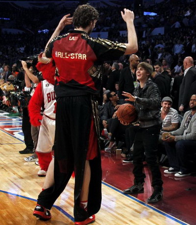 Kobe Bryant tỏa sáng trong trận NBA All-Star 2011 ảnh 4