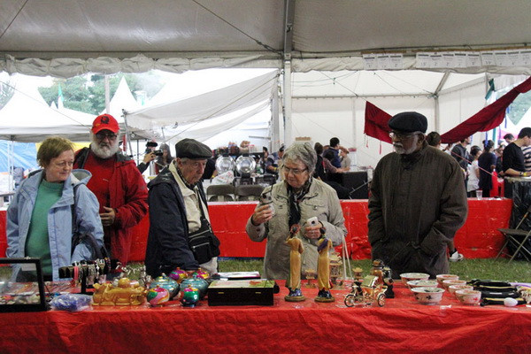 Việt Nam tham dự Hội báo Nhân đạo 2013 tại Pháp ảnh 5