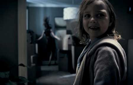 Mẹ Ma: Phim dựng tóc gáy nhưng đậm tình mẫu tử ảnh 1