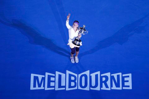 Azarenka rơi lệ sau trận chung kết Australian Open ảnh 1