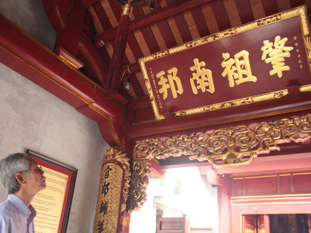 Thực hư vụ chữ sai trên bức hoành phi ở Đền Hùng ảnh 3