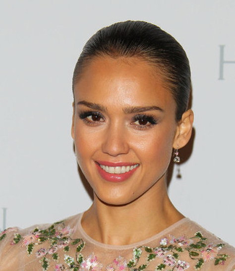 Kiểu tóc và trang điểm của sao Hollywood mùa lễ hội ảnh 6