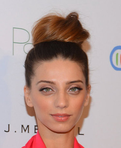 Kiểu tóc và trang điểm của sao Hollywood mùa lễ hội ảnh 5