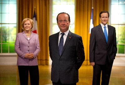 Khai trương tượng sáp Tổng thống Pháp ở London ảnh 1