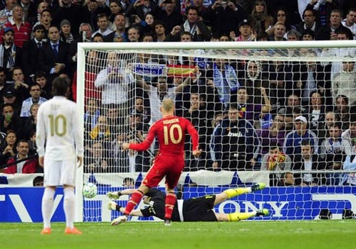 Ronaldo sút hỏng luân lưu, Bayern vào chung kết ảnh 2