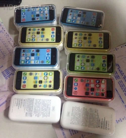 Video "đập hộp" và hình ảnh của mẫu iPhone 5C, 5S ảnh 3