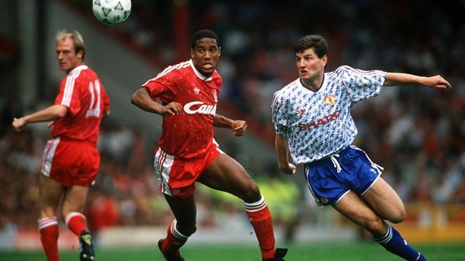 Đội hình xuất sắc nhất của M.U dưới triều đại Sir Alex ảnh 5