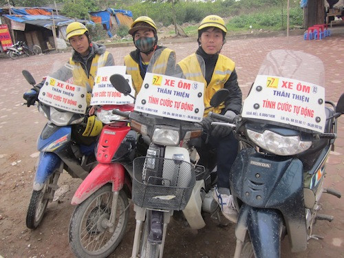 Mô hình "xe ôm thân thiện": Giá rẻ mà lại văn minh ảnh 1