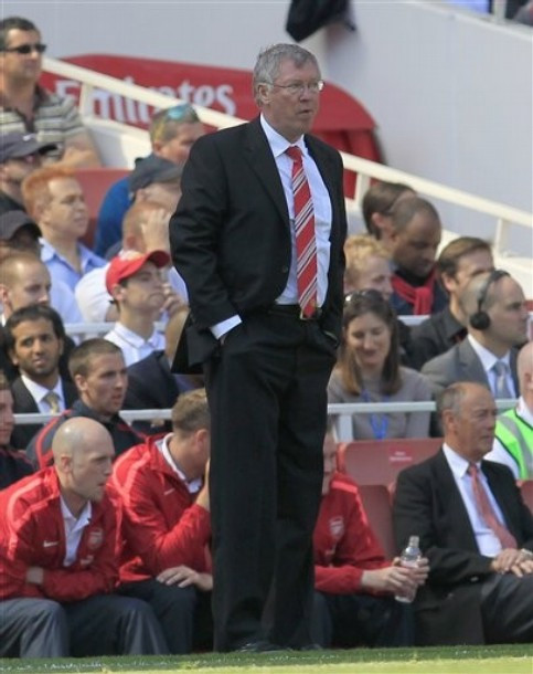 Vài hình ảnh đáng nhớ trong trận Arsenal hạ M.U ảnh 10