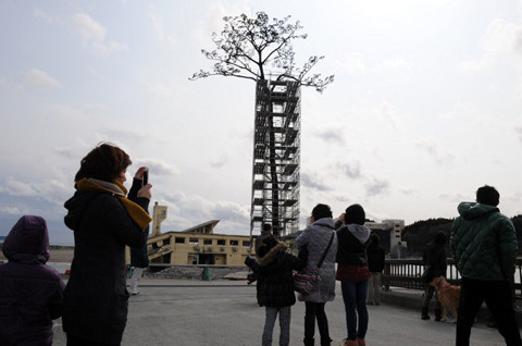 Nhật Bản vươn lên sau hai năm động đất, sóng thần ảnh 1